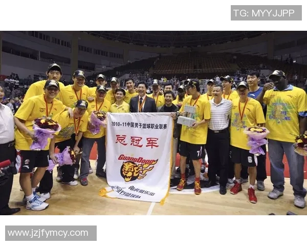 张秀英独家分享篮球心得与技巧提升之路的全新体验与感悟 张秀英独家分享篮球心得与技巧提升之路的全新体验与感悟