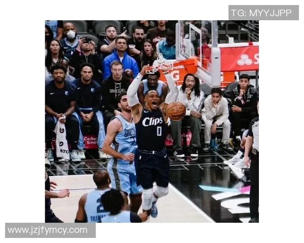 快船与灰熊精彩对决回放全场集锦分析与精彩瞬间重温