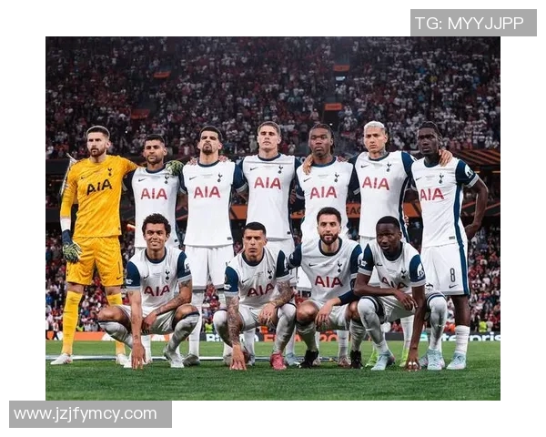 莫尔德与登克尔克的巅峰对决谁能在欧联杯中笑到最后