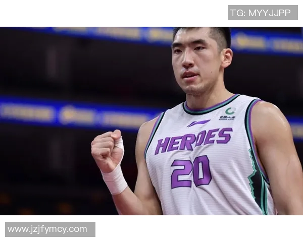 陶汉林:从篮球场上的拼搏到人生舞台的精彩蜕变 陶汉林:从篮球场上的拼搏到人生舞台的精彩蜕变