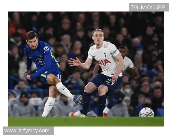 切尔西与热刺联赛杯激战在即谁能笑到最后争夺荣誉之战