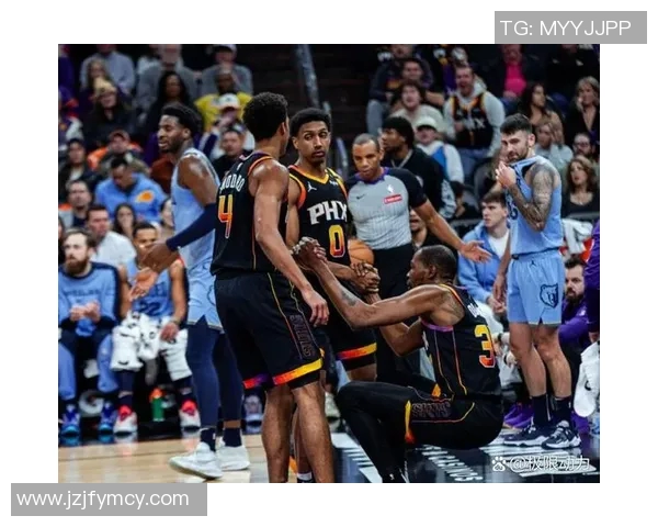 勇士与灰熊12月21日激战回顾比分揭晓精彩瞬间分析